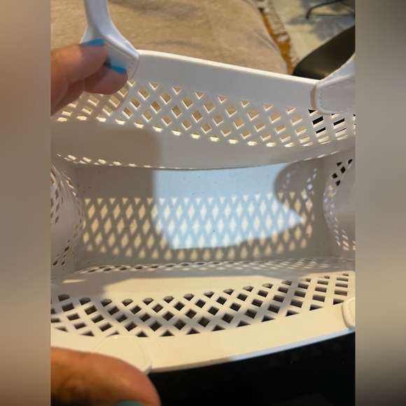 White rubber white waterproof bag. Perfect for a pool day! - Picture 5 of 7